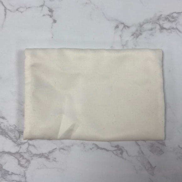 ⭐️ SOLD ⭐️ Authentic Gucci Box + Dust Bag Gift Set - Picture 6 of 8